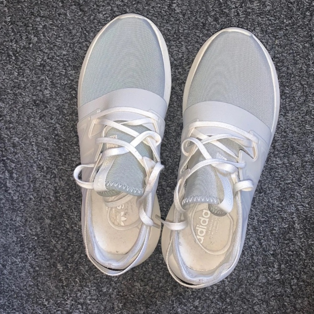 Adidas shoes women